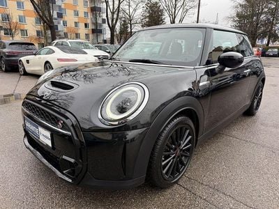 Gebraucht Mini Cooper S Essential 178 PS (130 kW) 2022 Schwarz Kleinwagen