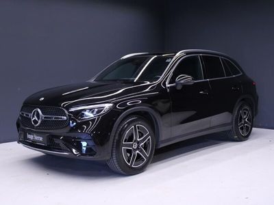 Gebraucht Mercedes GLC200 AMG 204 PS (150 kW) 2023 Metalliclack obsidianschwarz SUV