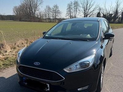 Usata Ford Focus 120 CV (88 kW) 2018 Nero Berlina