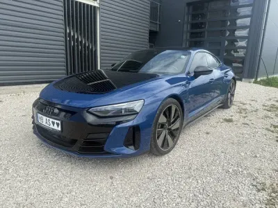 Gebraucht Audi e-tron GT quattro Exclusive 439 kW (598 PS) 2021 Blau Limousine