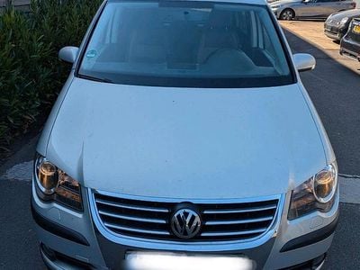 VW Touran Cross