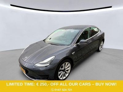 Grau Gebraucht 2020 Tesla Model 3 Standard Range Limousine | 20.900 € (Guter Preis)