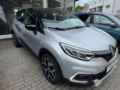 Gebraucht Renault Captur Intens 131 PS (96 kW) 2019 Grau SUV