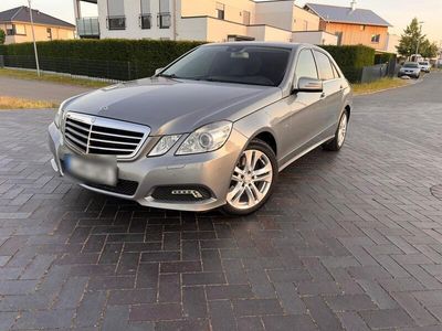 Mercedes E300