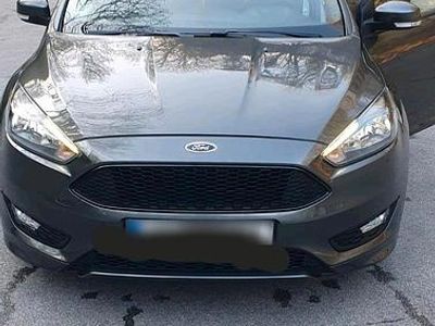 Usata Ford Focus 125 CV (91 kW) 2018 Marrone Station wagon