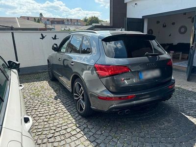 Grau Gebraucht 2016 Audi SQ5 S-Line SUV | 23.000 € (Fairer Preis)