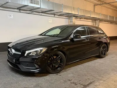 Gebraucht Mercedes CLA220 Shooting Brake AMG line 177 PS (130 kW) 2017 Schwarz Kombi