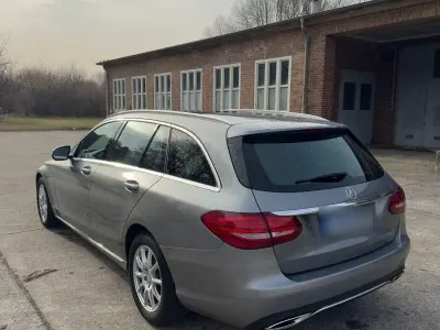 Gebraucht Mercedes C250 211 PS (155 kW) 2014 Grau Limousine
