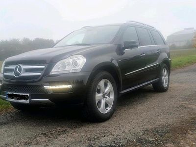 Schwarz Gebraucht 2011 Mercedes GL350 SUV | 18.900 €