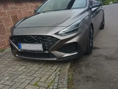 Gebraucht Hyundai i30 N Line 159 PS (116 kW) 2020 Braun Limousine