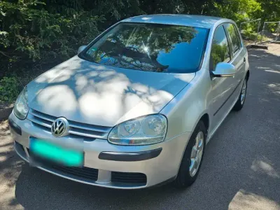 Gebraucht VW Golf V 75 PS (55 kW) 2005 Silber Kleinwagen