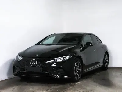 Używany Mercedes EQE300 AMG 180 kW (245 KM) 2025 Czarny Sedan/Limuzyna