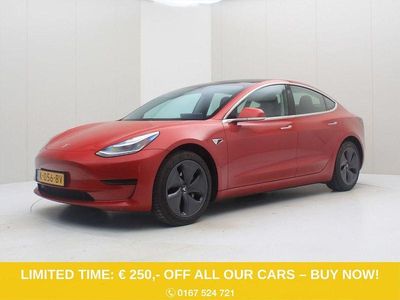 Rot Gebraucht 2020 Tesla Model 3 Standard Range Limousine | 19.900 € (Guter Preis)