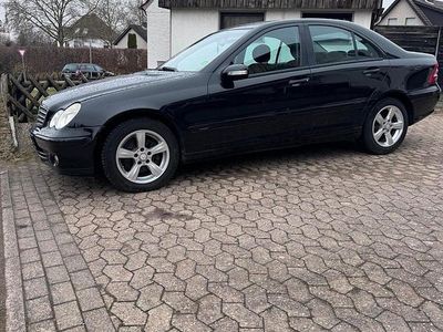 Gebraucht Mercedes C220 150 PS (110 kW) 2006 Schwarz Limousine