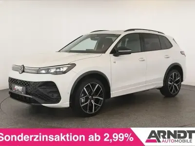 Second-hand VW Tiguan R-line 265 CP (194 kW) 2025 Alb SUV