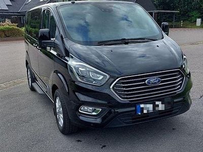 Usata Ford Tourneo 170 CV (125 kW) 2019 Nero Monovolume
