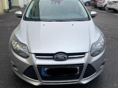 Gebraucht Ford Focus Titanium 182 PS (133 kW) 2011 Silber Limousine