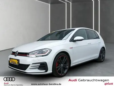 Gebraucht VW Golf VII GTI 230 PS (169 kW) 2018 Oryxwhite perlmutteffekt Limousine