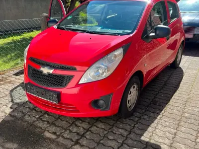 Gebraucht Chevrolet Spark 62 PS (45 kW) 2011 Rot Kleinwagen