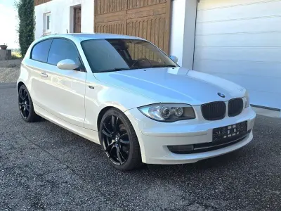 Gebraucht BMW 116 122 PS (89 kW) 2008 Weiß Kleinwagen