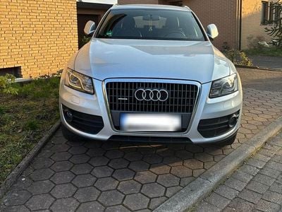 Second-hand Audi Q5 S-Line 211 CP (155 kW) 2009 Argintiu SUV