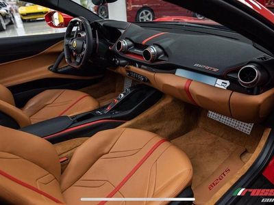 Rot Gebraucht 2021 Ferrari 812 Cabrio | 495.900 €