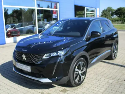 Gebraucht Peugeot 3008 GT 145 PS (106 kW) 2023 Lackierung schwarz perl SUV