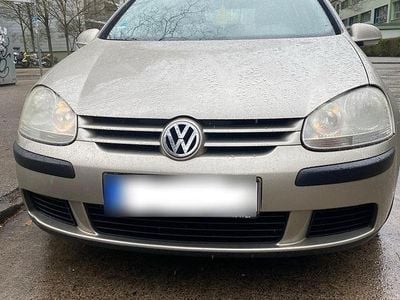 Gebraucht VW Golf IV 105 PS (77 kW) 2004 Gold Limousine
