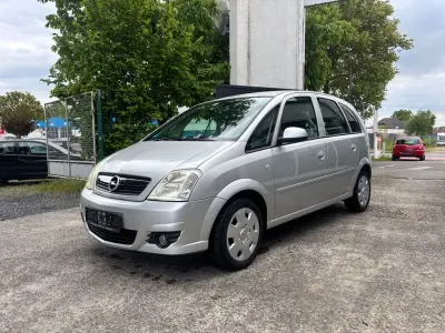 Gebraucht Opel Meriva Edition 105 PS (77 kW) 2008 Silber Van / Kleinbus