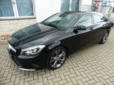 Gebraucht Mercedes CLA200 Shooting Brake 156 PS (114 kW) 2019 Andere Kombi