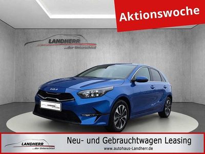 Blau Neu 2026 Kia Ceed Gold Kleinwagen | 23.995 € (Fairer Preis)