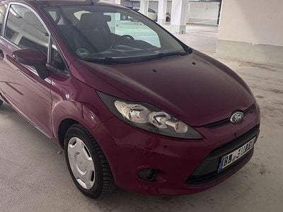 Gebraucht Ford Fiesta Trend 82 PS (60 kW) 2009 Rot Kleinwagen
