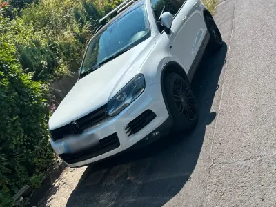 Gebraucht VW Touareg 204 PS (150 kW) 2013 Weiß SUV