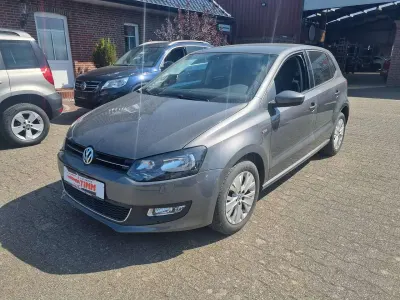Gebraucht VW Polo Life 90 PS (66 kW) 2013 Grau Kleinwagen
