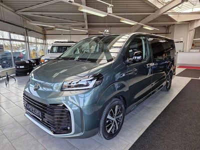 Neu Toyota Proace Verso Lounge 177 PS (130 kW) 2026 Grün Kombi