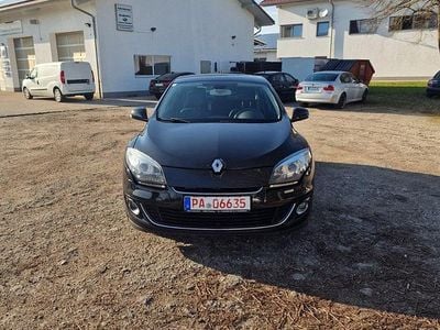 Gebraucht Renault Mégane III Bose Edition 131 PS (96 kW) 2012 Schwarz Kleinwagen