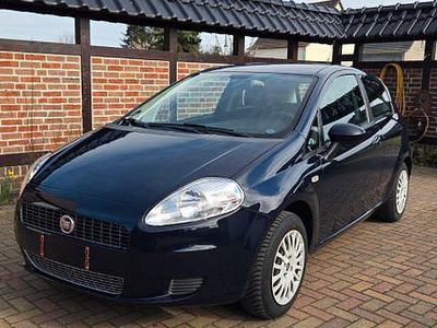 Gebraucht Fiat Grande Punto Dynamic 65 PS (47 kW) 2009 Blau Kleinwagen