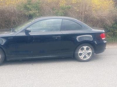 Gebraucht BMW 120 Coupé 177 PS (130 kW) 2009 Schwarz Coupé