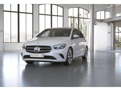 Usado Mercedes B250e 160 HP (117 kW) 2022 Branco Monovolume