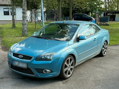 Gebraucht Ford Focus Cabriolet Trend 145 PS (106 kW) 2007 Blau Cabrio
