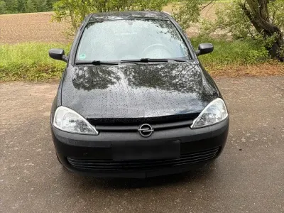 Gebraucht Opel Corsa 58 PS (42 kW) 2002 Schwarz Kleinwagen