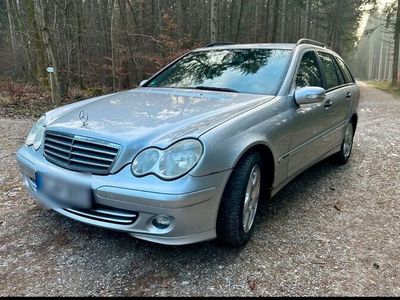 Mercedes C200