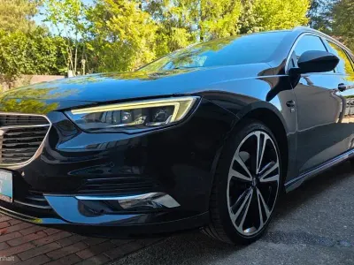 Gebraucht Opel Insignia Business Innovation 170 PS (125 kW) 2017 Schwarz Kombi