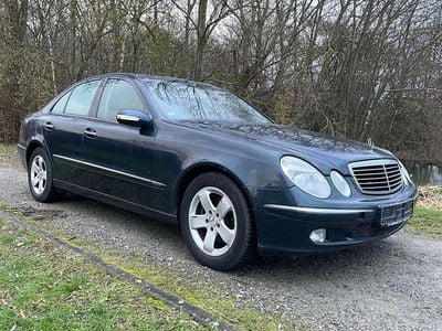 Gebraucht Mercedes E240 Elegance 177 PS (130 kW) 2002 Smaragdschwarz  metalliclack Limousine