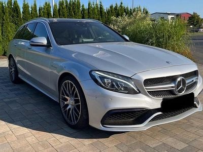 Mercedes C63 AMG