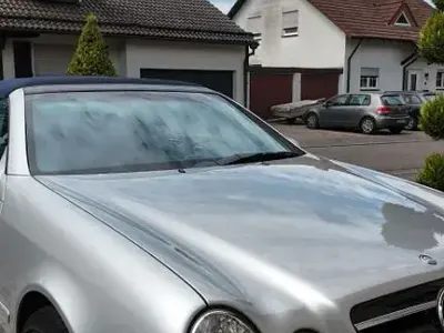 Gebraucht Mercedes CLK230 268 PS (197 kW) 2002 Cabrio