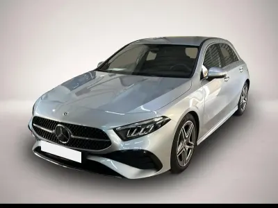 Gebraucht Mercedes A180 AMG line 136 PS (100 kW) 2025 Manufacturer Limousine