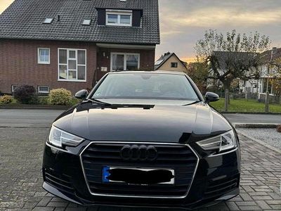 Schwarz Gebraucht 2018 Audi A4 Limousine | 17.300 € (Fairer Preis)