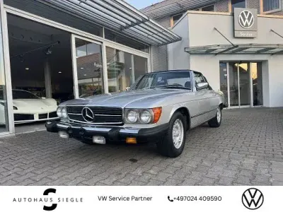 Gebraucht Mercedes SL380 155 PS (114 kW) 1982 Astrasilber (metallic) Cabrio