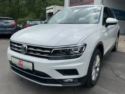 Używany VW Tiguan Highline 190 KM (139 kW) 2020 Biały SUV